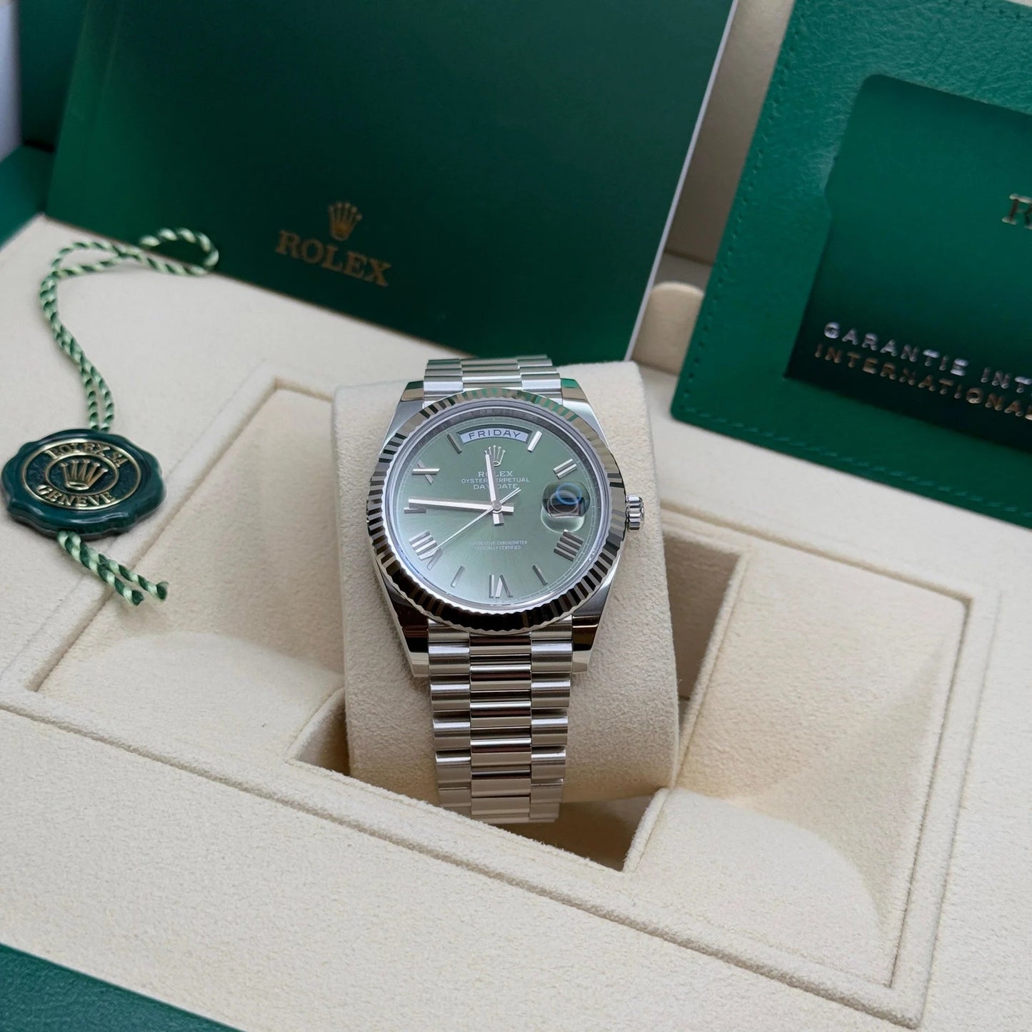 Rolex Day-Date Olive Roman