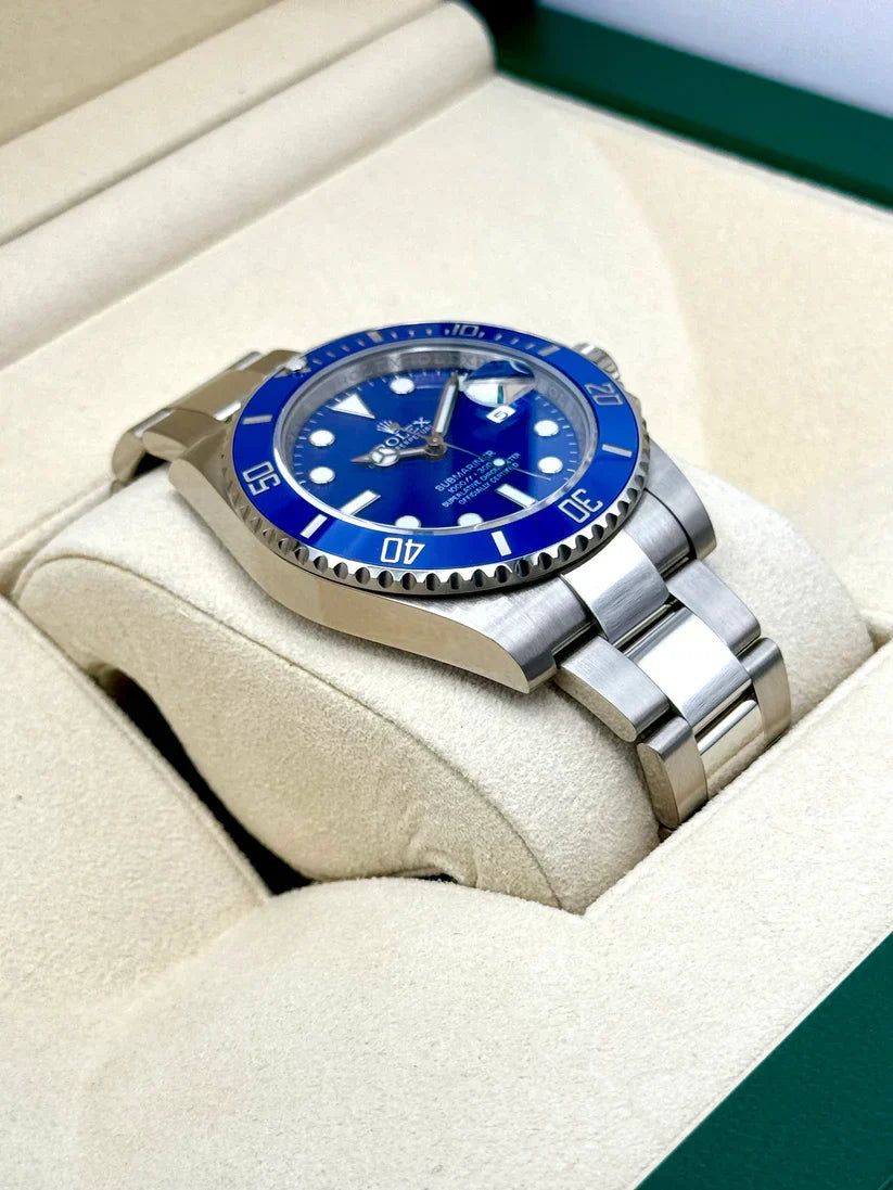 Rolex Submariner Date Or blanc & Bleue