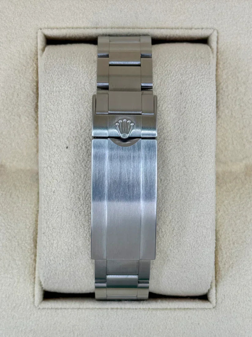 Rolex Submariner Date "HULK"