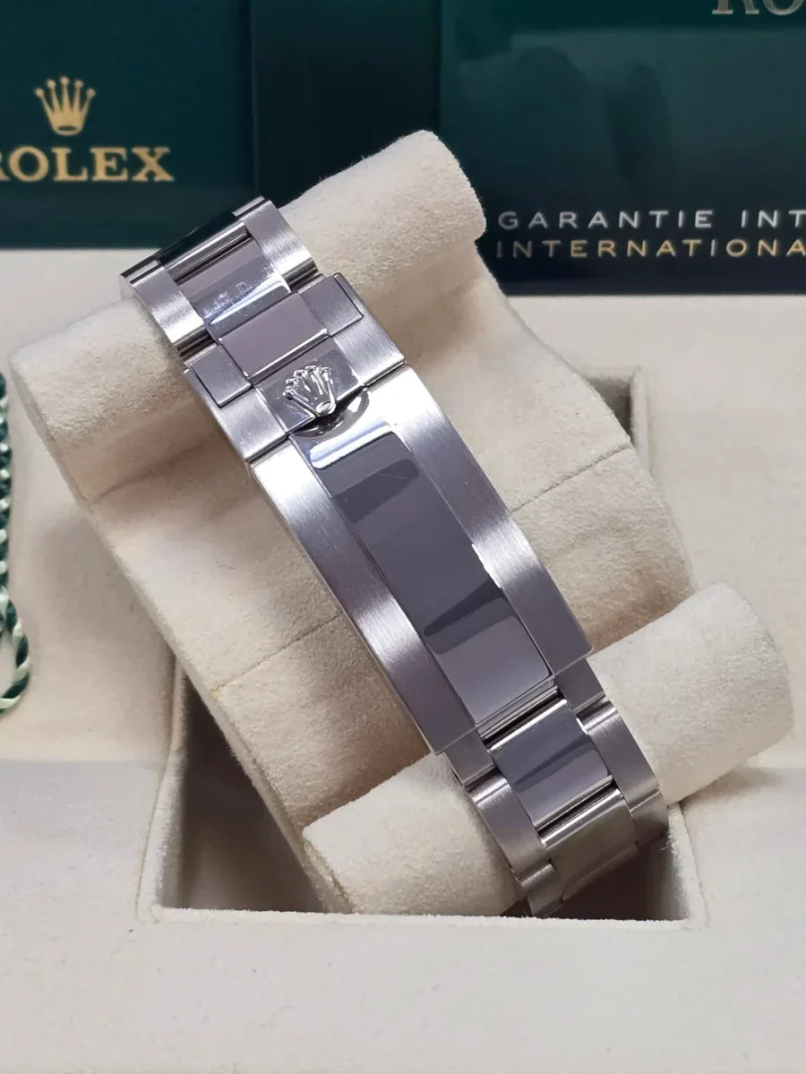 Rolex Submariner Date "The Blueberry" Or blanc