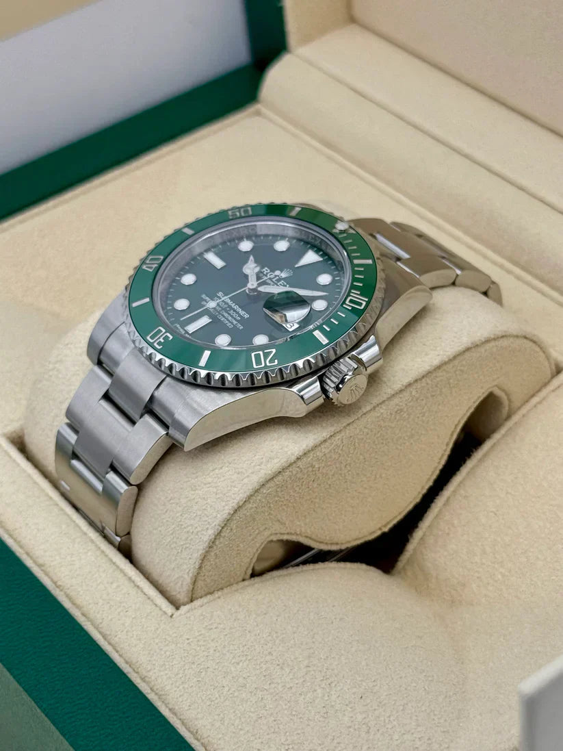 Rolex Submariner Date "HULK"