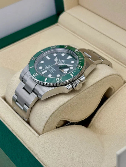 Rolex Submariner Date "HULK"